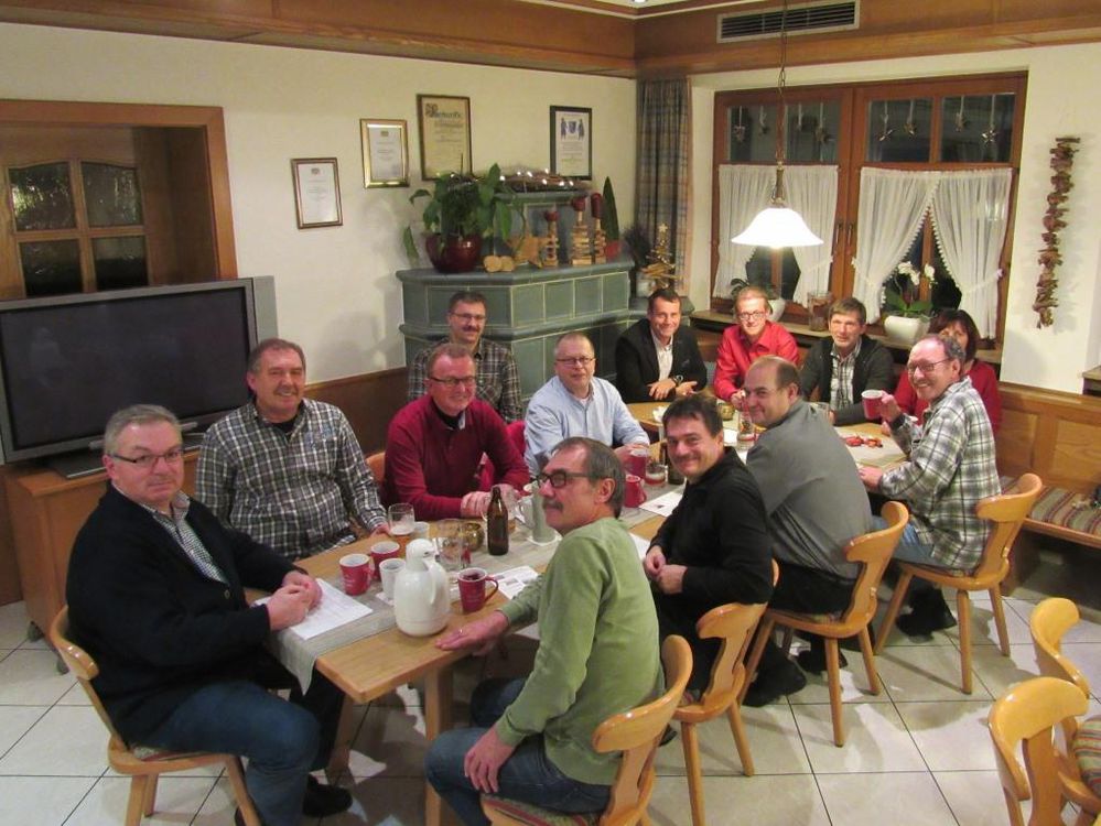 Mitgliederversammlung und Jahresabschluß 2015